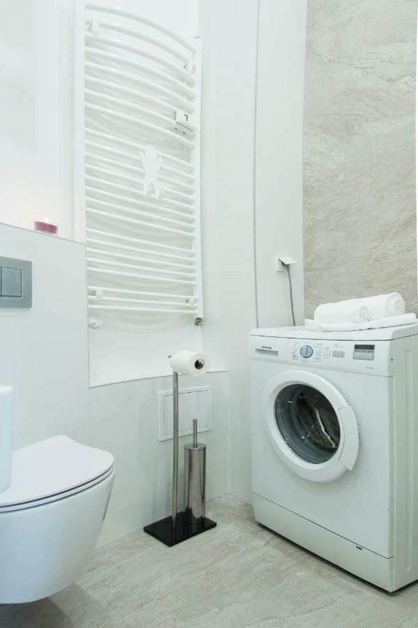 Luksusowy Apartament Swietego Jana Na Rynku Cracovia Exterior foto